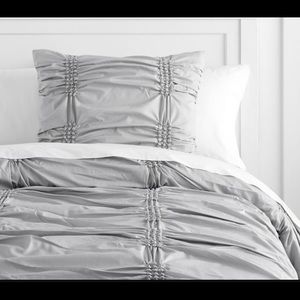 Pottery Barn Teen Queen Duvet Cover